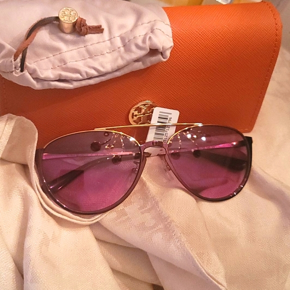 Tory Burch Accessories - Tory Burch sunglasses